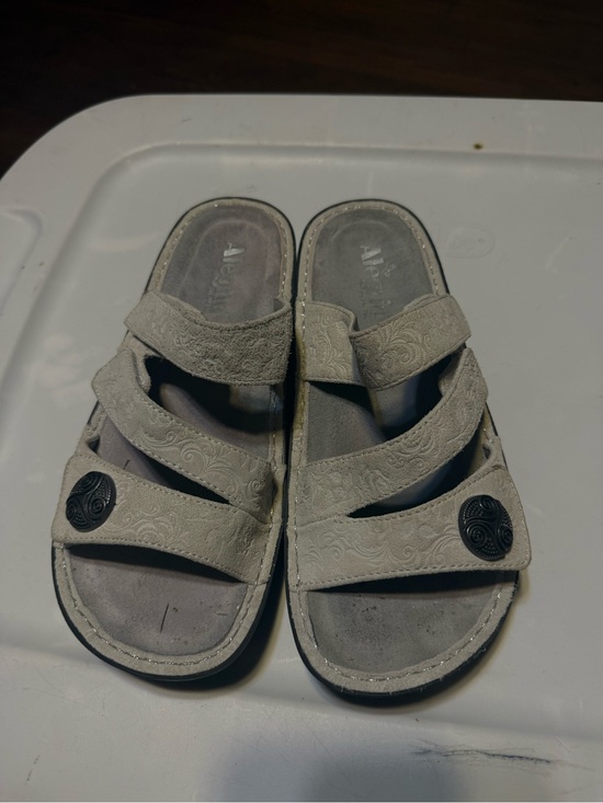 Algeria Shoes - Alegeri Light Gray Triple-Strap Comfort Slide Sandals